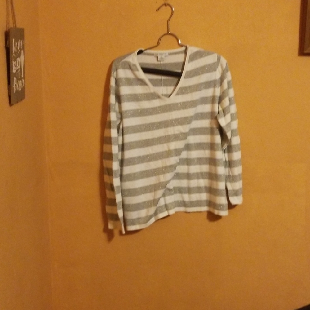 Women's Liz Claiborne sweater